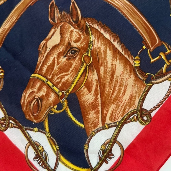 Beautiful Equestrian Scarf.🐴 - Picture 3 of 5